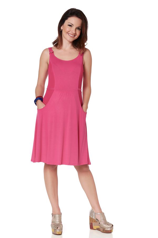 Produto vestido-casual-para-gestante-CV2015P00002 Descrição Vestido em visco e detalhes em tule. Alças com botões que permitem fácil amamentação.